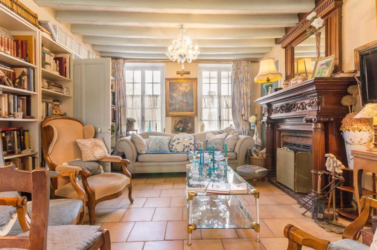 La Maison Bleue Arquian Esterno foto