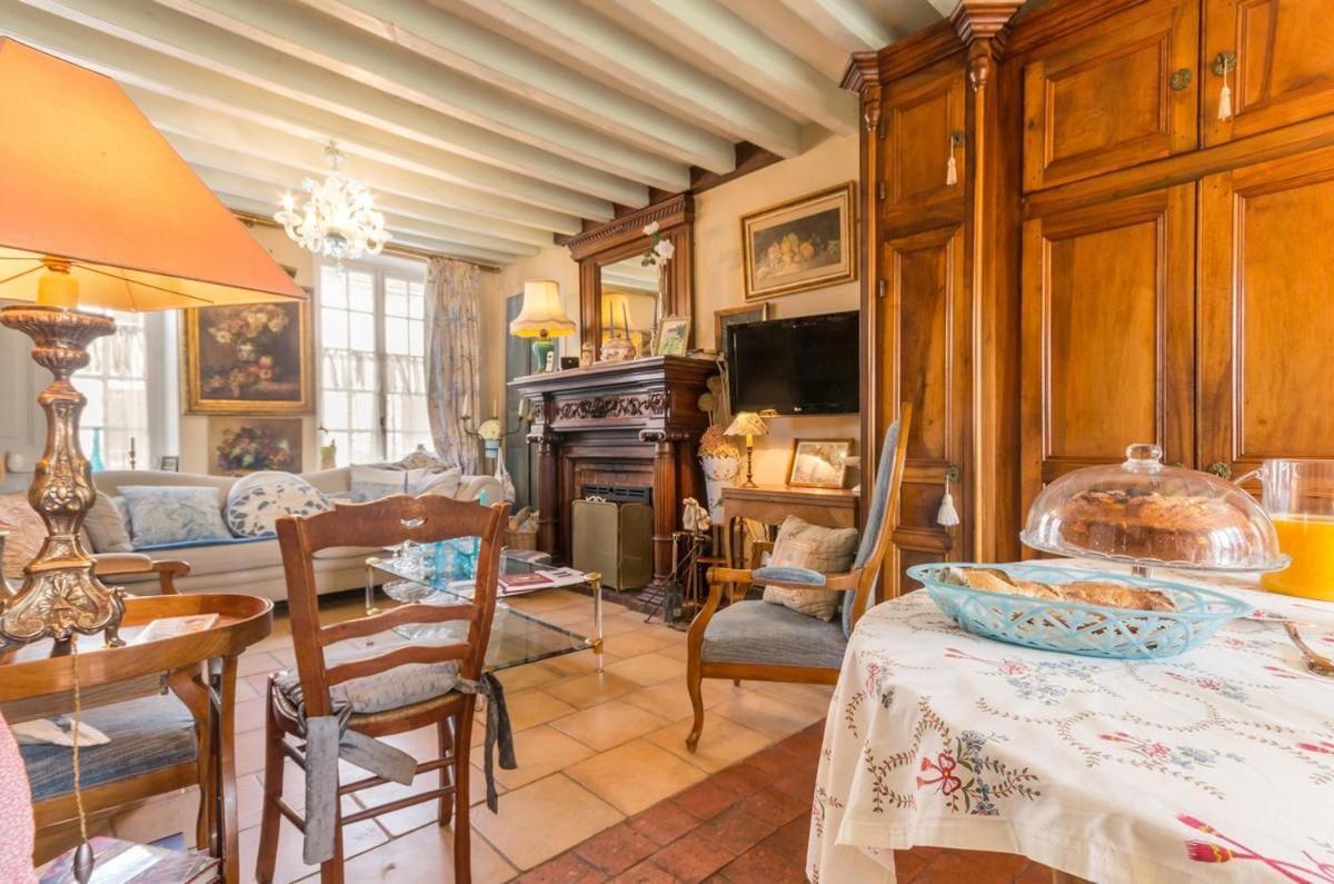 La Maison Bleue Arquian Esterno foto
